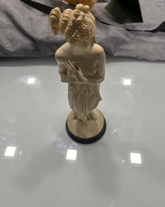 Scultura venere italica firmata A Giannelli