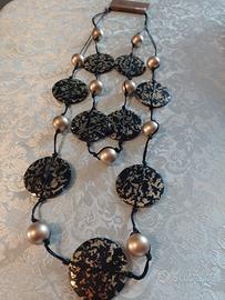 Collana con pietre in vetro veneziano