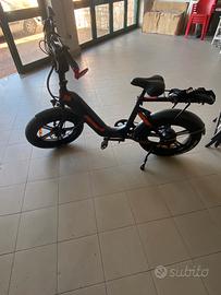 e-bike pieghevole World Dimension ROX