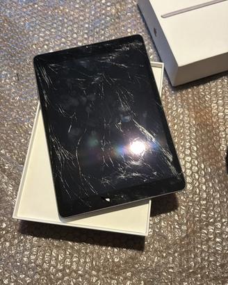 ipad 7th gen 128 gb wifi vetro rotto