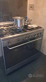macchina del gas e cucina lineare lube