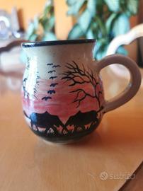 Tazza in porcellana dipinta a mano