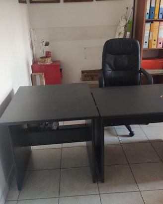Scrivania da ufficio per pc