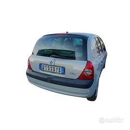 Ricambi usati per Renault Clio 1.5 Diesel del 2003