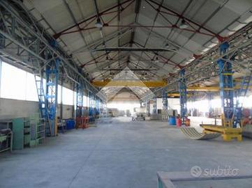 CAPANNONE A PONCARALE