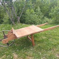 carriola in legno 