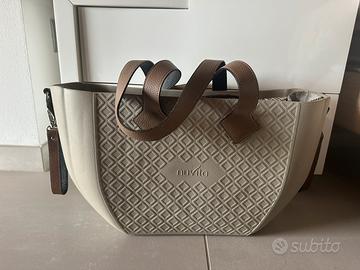 Borsa Nuvita