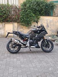Terminale scarico slip on Black Widow BMW F900XR