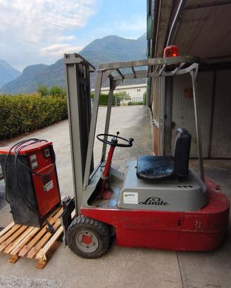 Carrello elevatore elettrico Linde 