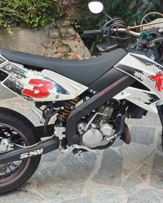 NOX KLE SM 50 MOTARD
