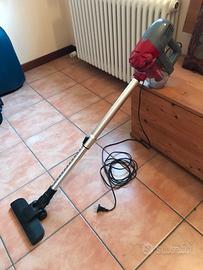 Aspirapolvere ciclonico