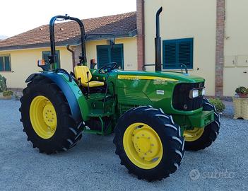 Trattore john deere 5515 con telaio abbattibile 33