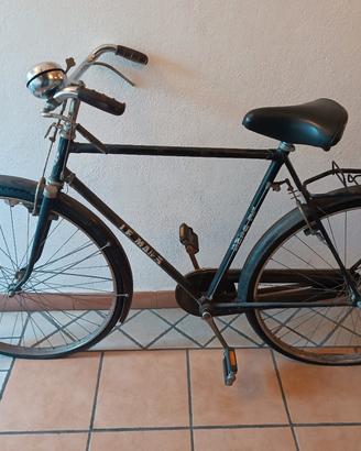 bicicletta con i freni a bacchetta 