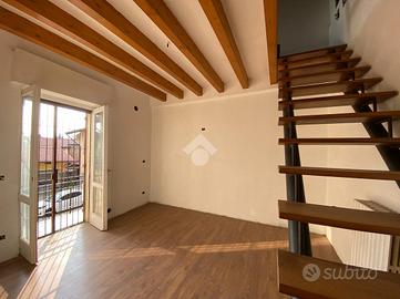 CASA DI CORTE A ROBBIATE