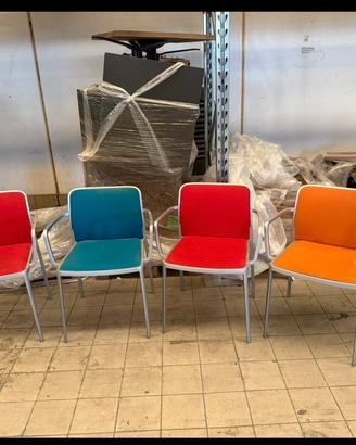 Sedie kartell aurey colorate