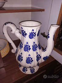 Brocca in porcellana