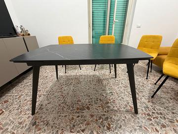 Tavolo Allungabile Ceramica Marmo Nero + sedie
