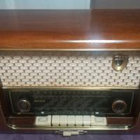 Radio a valvole Wega W817 anno 1956