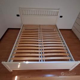 Letto matrimoniale struttura con doghe 