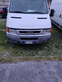 Furgone bianco