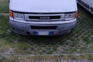 Furgone bianco
