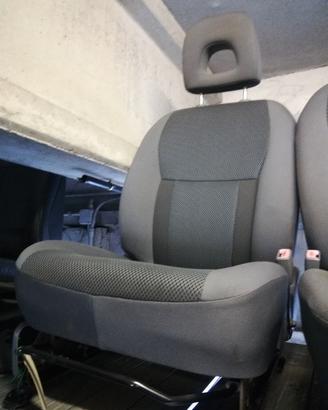 Sedile anteriore dx TOYOTA RAV 4 del 2002