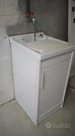 LAVATOIO  44.2X52.5 APERTURA SX PVC BIANCA