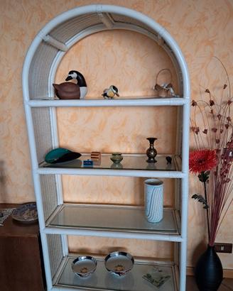 etagere. mobile a ripiani