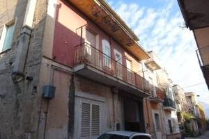 Palazzo autonomo 600mq