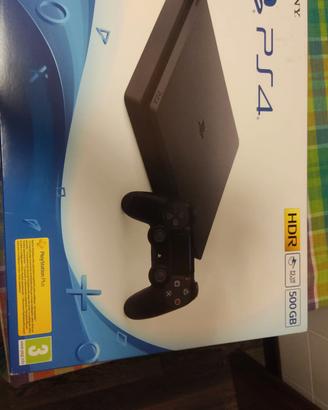 PlayStation 4 + 2 giochi