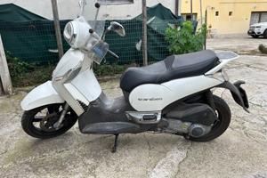 Aprilia Scarabeo