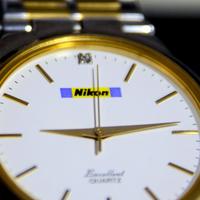 Orologio NIKON metallo/oro (rarissimo)