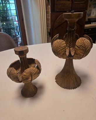 Coppia candelabri decorativi in Legno