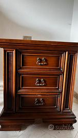 coppia di comodini stile vintage marrone scuro