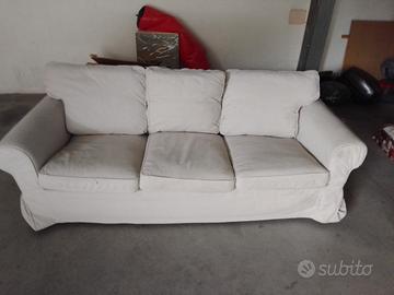 Divano  + mobili in omaggio