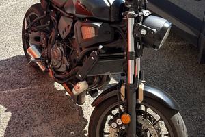 Yamaha XSR 700 35kw