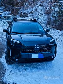 yaris cross awd lounge