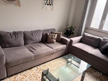divano  con tavolo 