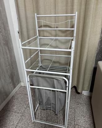 Porta biancheria con ripiani