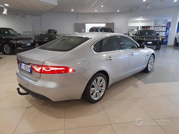 JAGUAR XF 2ª serie (X260) XF 2.0 D 180 CV aut...