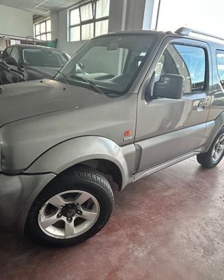 Suzuki Jimny 1.5 DDiS cat 4WD JLX