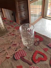 Servizio di bicchieri con brocca e porta liquori