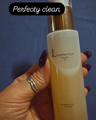 Lozione esfoliante con acido lattico