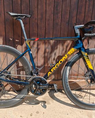 bici da corsa Argon 18 Sum Pro Dura ace di2