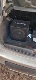 subwoofer Hertz amplificato