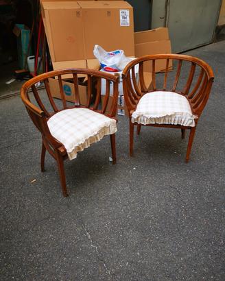 02 Poltroncine pozzetto