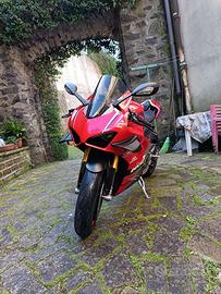 Ducati Panigale V4S