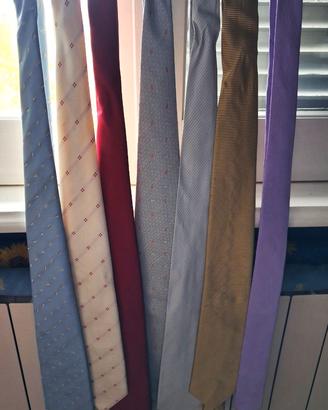 CRAVATTE ASSORTITE LOTTO DA 7 Praticamente Nuove