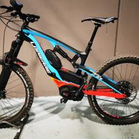 batterie a litio in tutte le forme e dimensioni