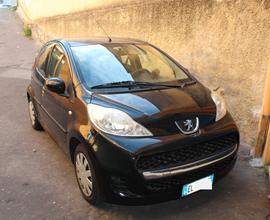 Peugeot 107 - 2012